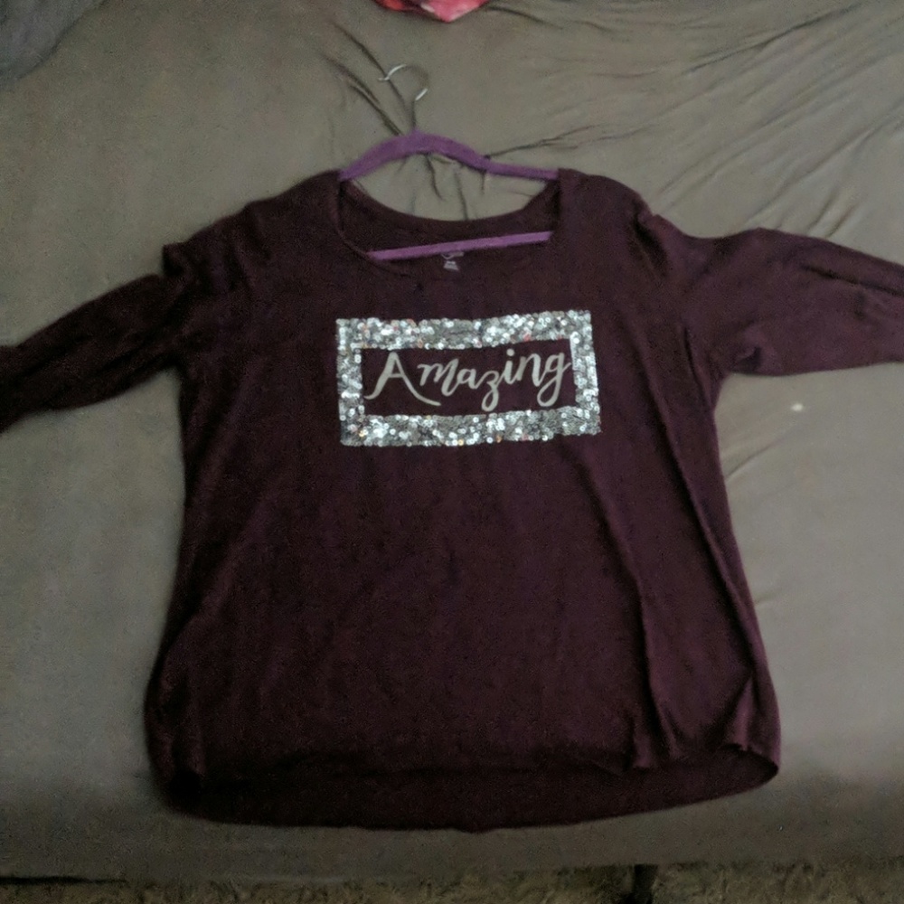 Long sleeve t-shirt